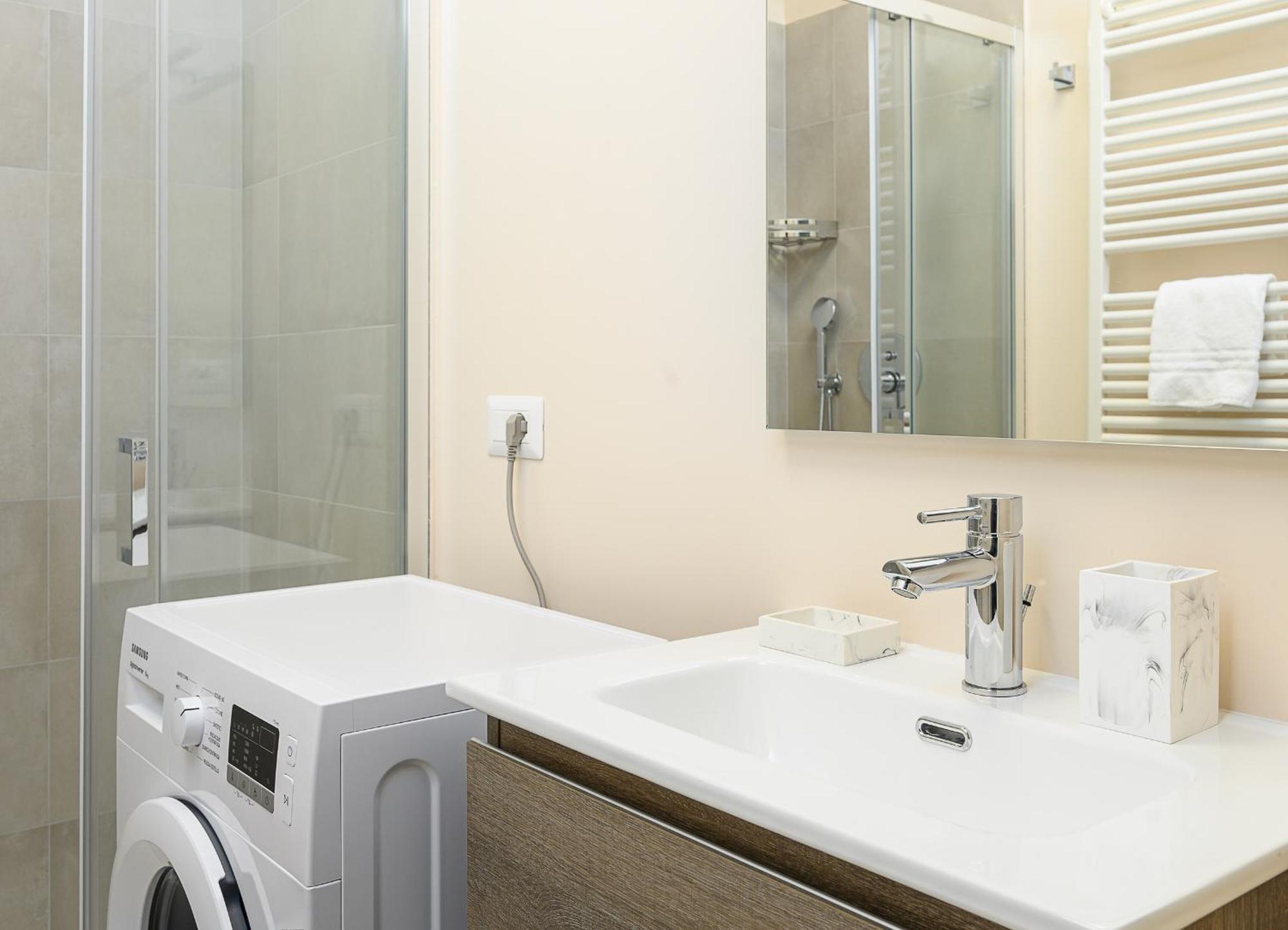 Suites In Porta Garibaldi & Chinatown - City Center Well Connected Milano Ngoại thất bức ảnh